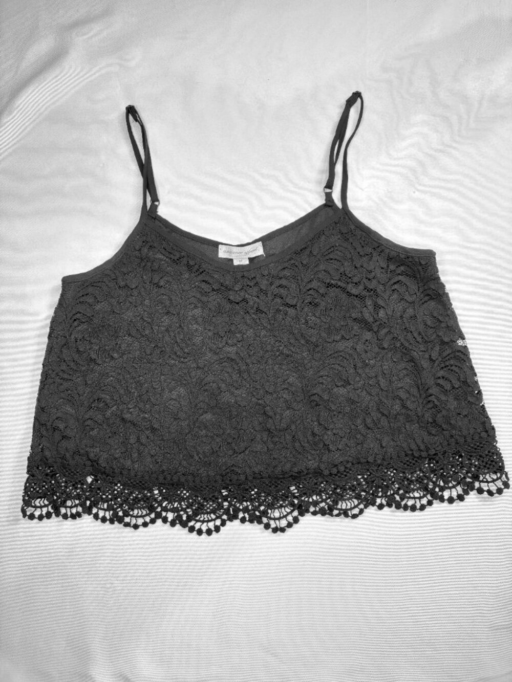 Ambiance Apparel Black Floral Lace Crop Cami Tank Top Size Medium Adjustable Str